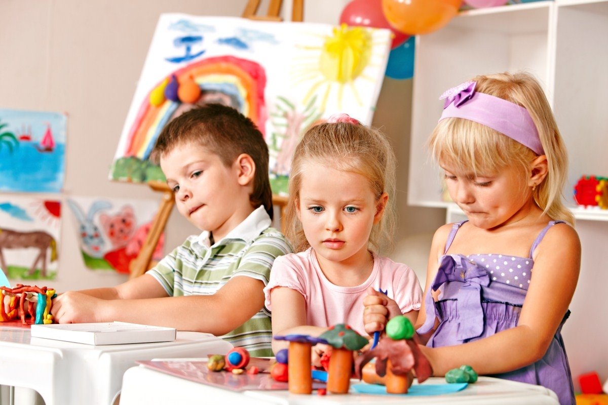 Creative workshops for children: Discover your childs talents in our center